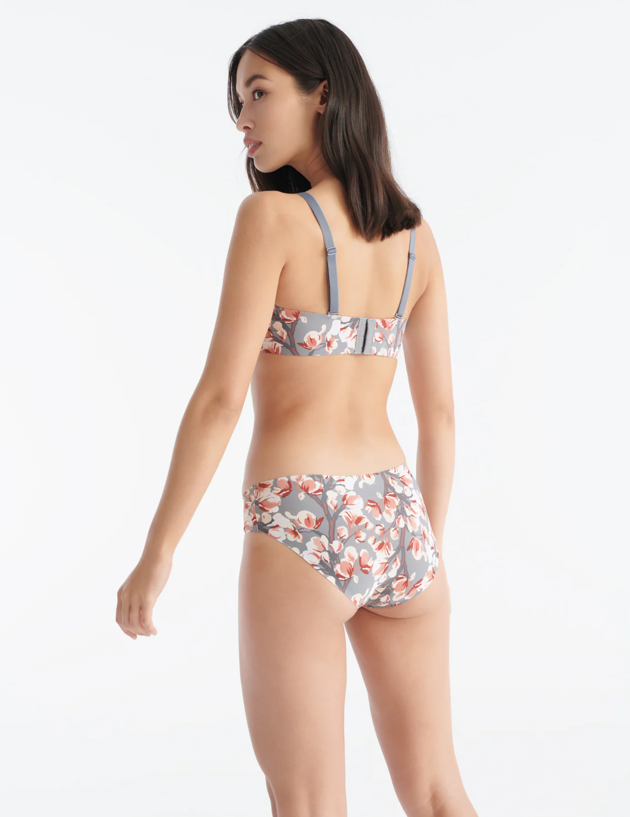 Essential No-Show Bikini - Last Call - Image 123