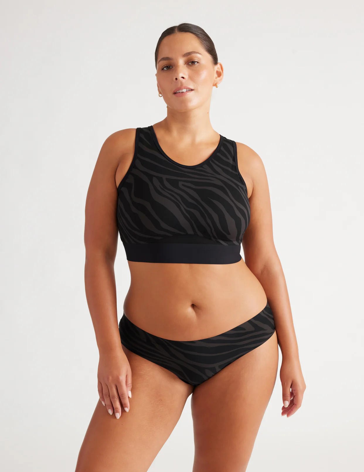 Essential No-Show Bikini - Last Call - Image 150