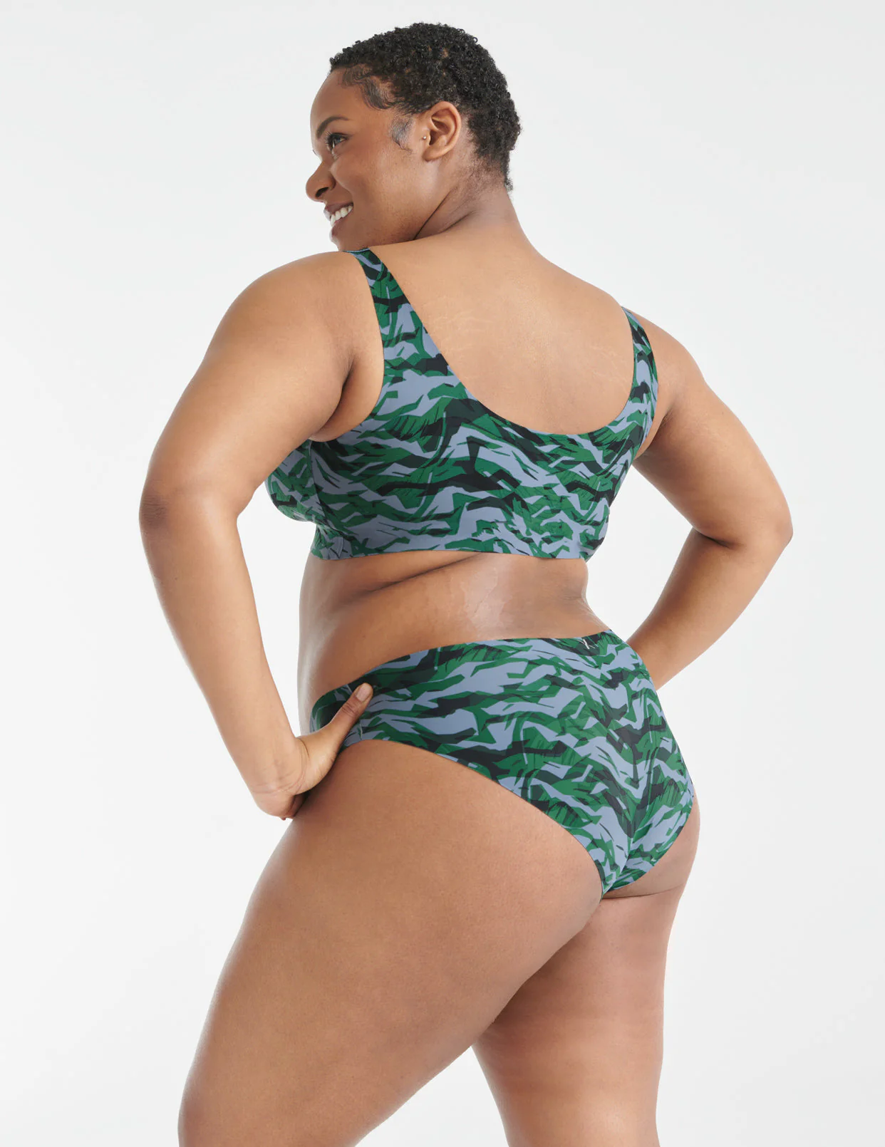 Essential No-Show Bikini - Last Call - Image 99