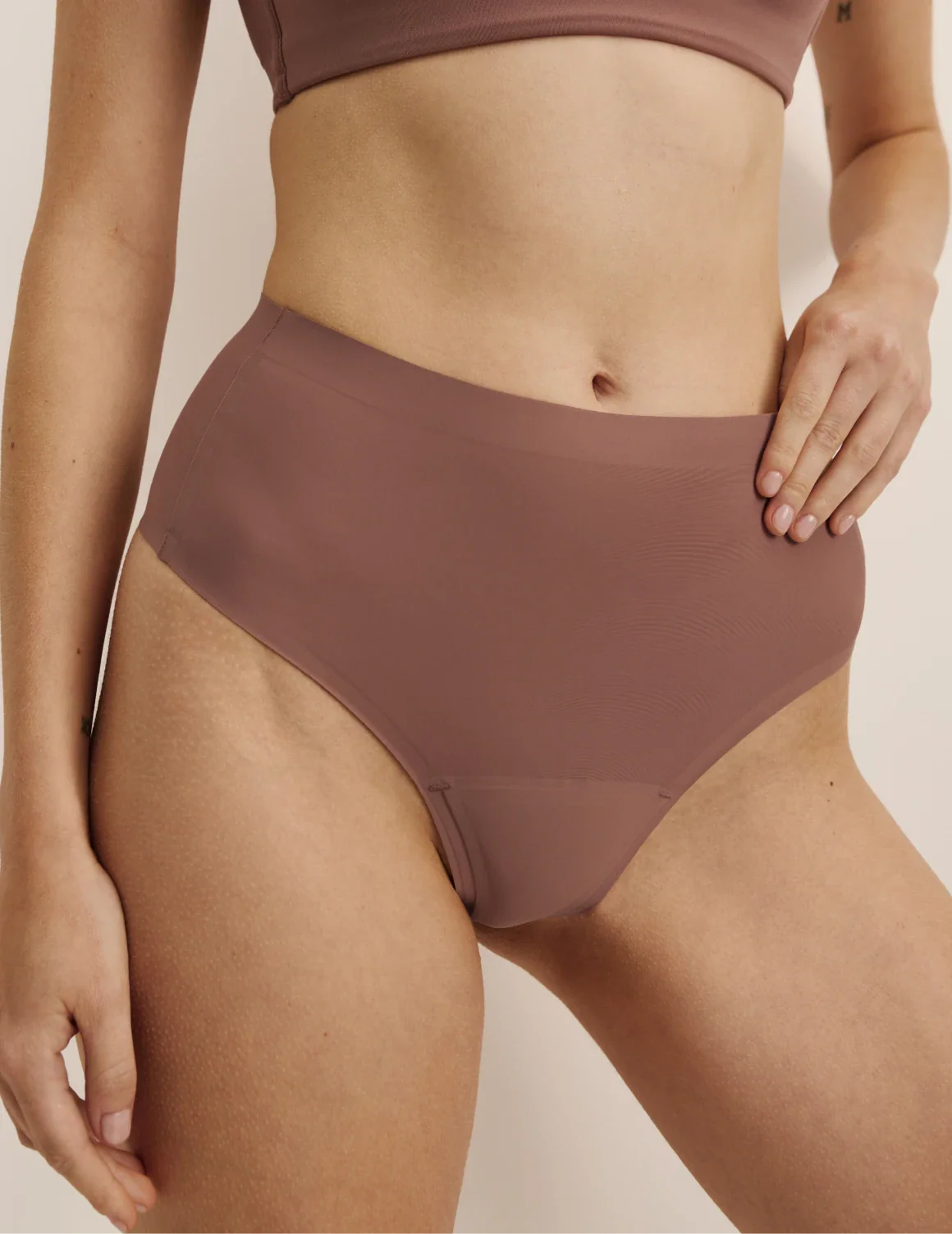 Light Leakproof No-Show High Rise Thong - Image 5