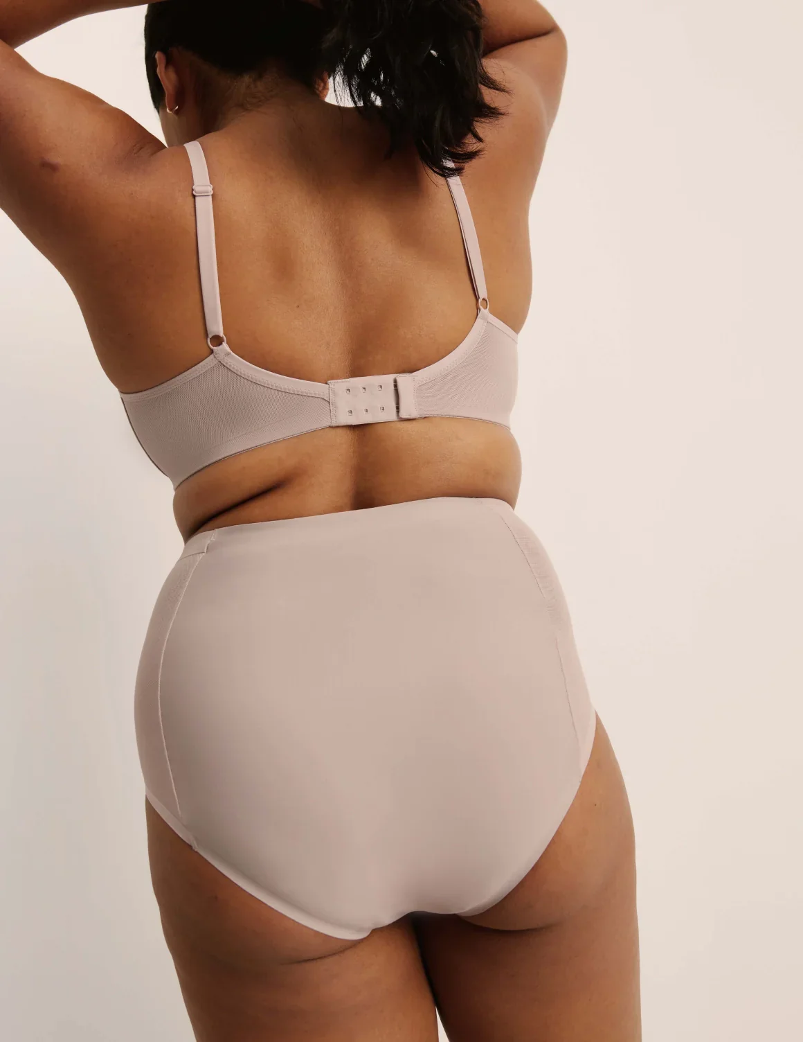 Mesh Deep V Bra - Image 36