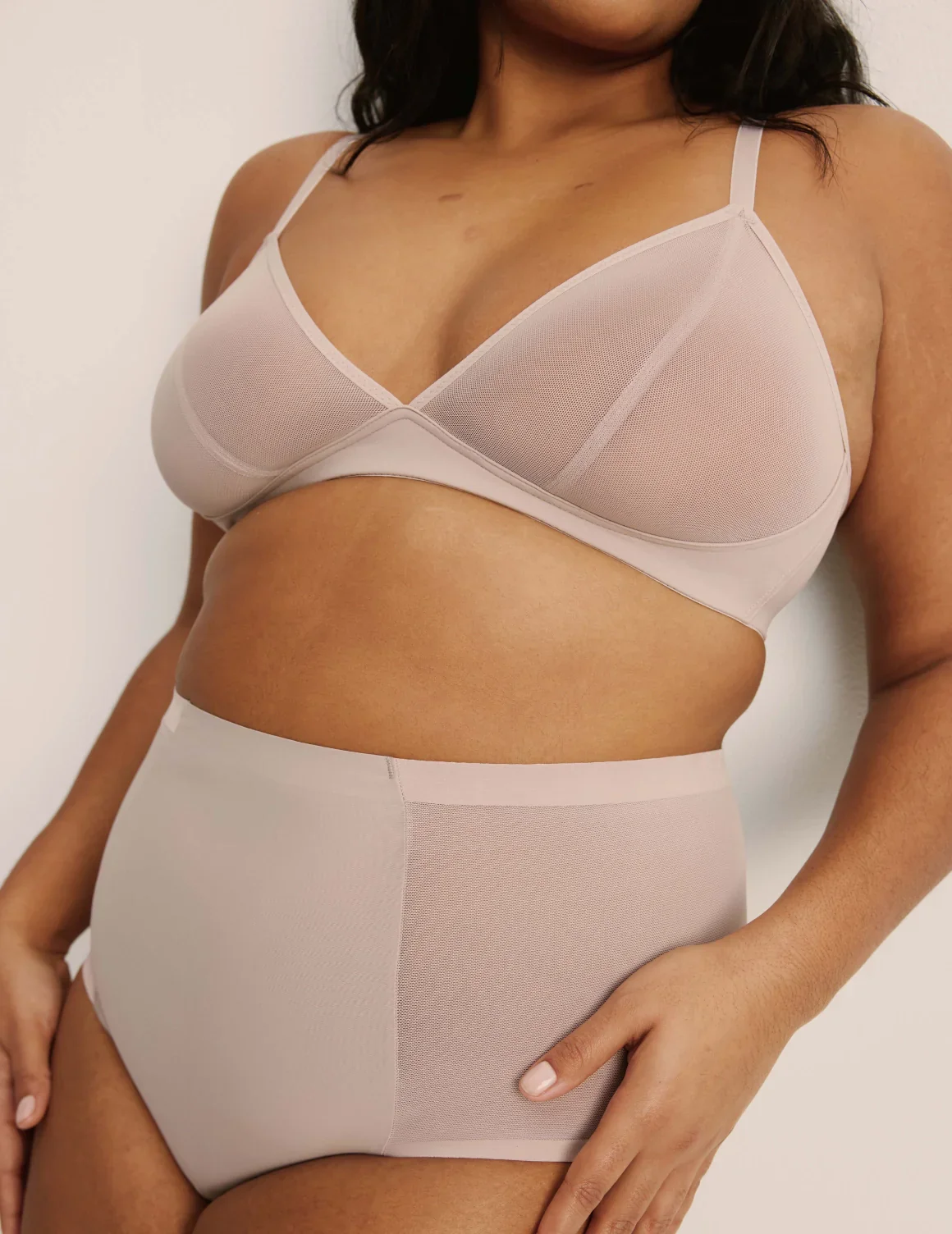 Mesh Deep V Bra - Image 38