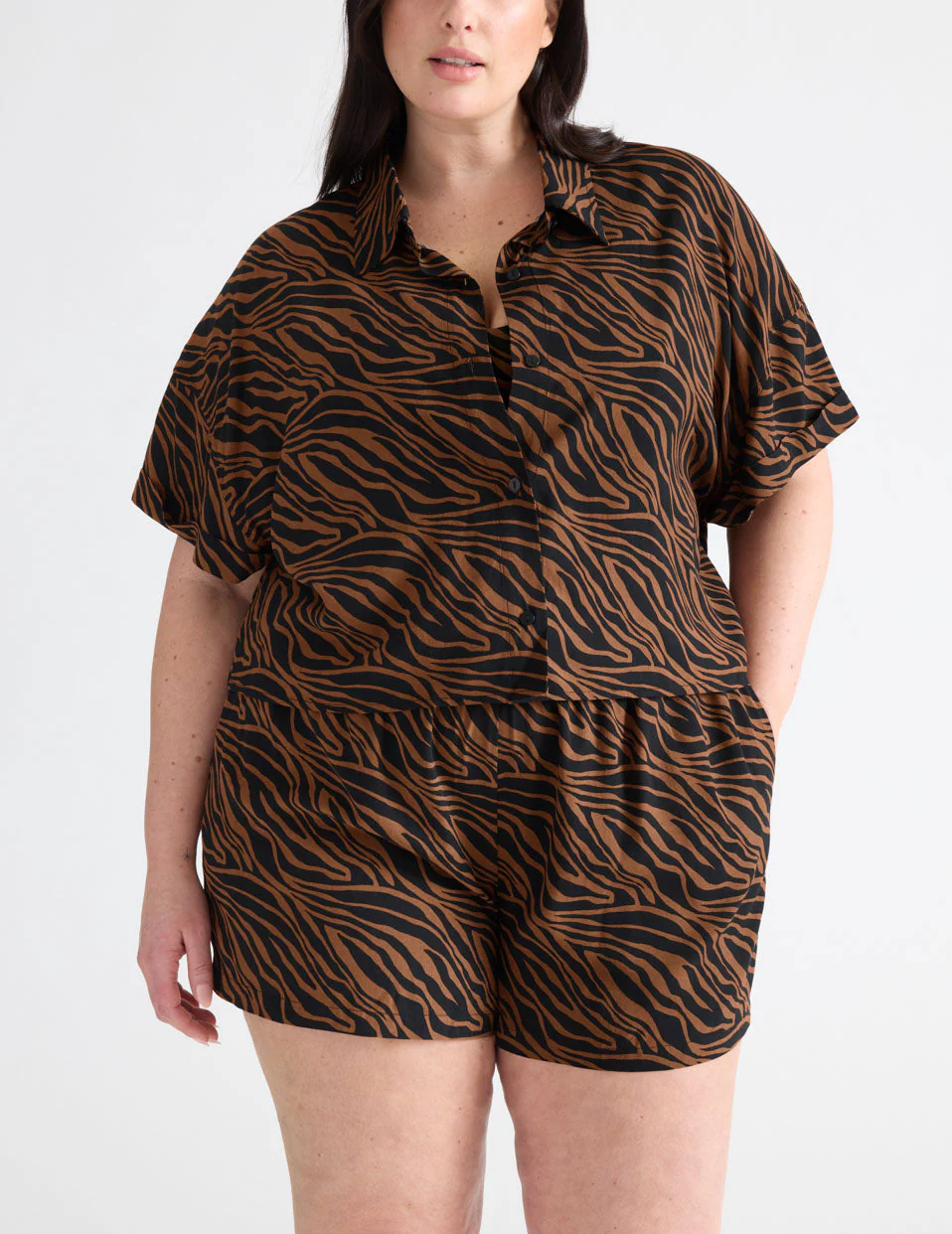 Poolside Shorts - Last Call - Image 7