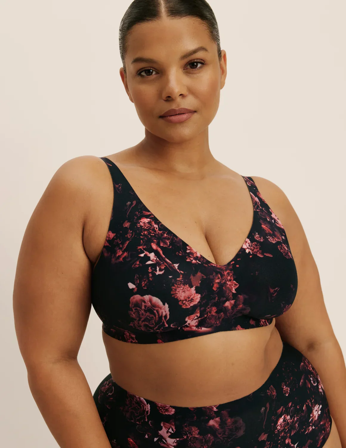 Revolution V-Neck Bra - Last Call - Image 138