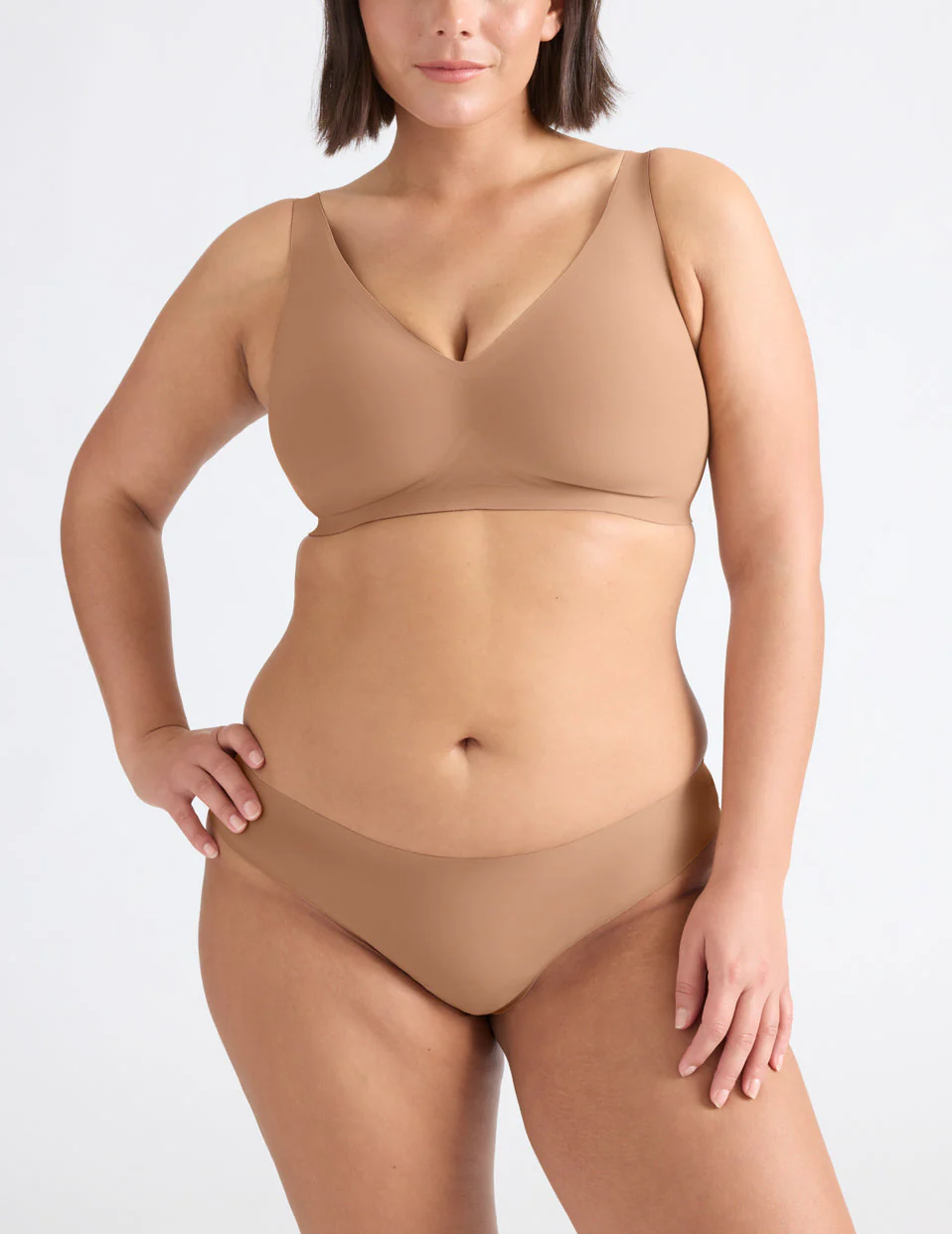 Revolution V-Neck Bra - Image 17