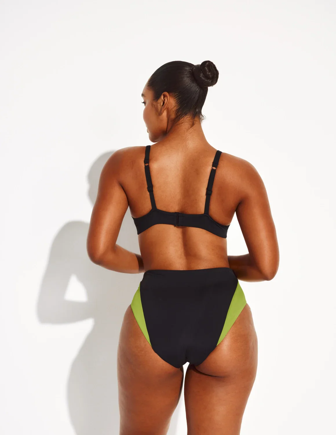 Sculpt Ruched Deep V Bikini Top - Image 8